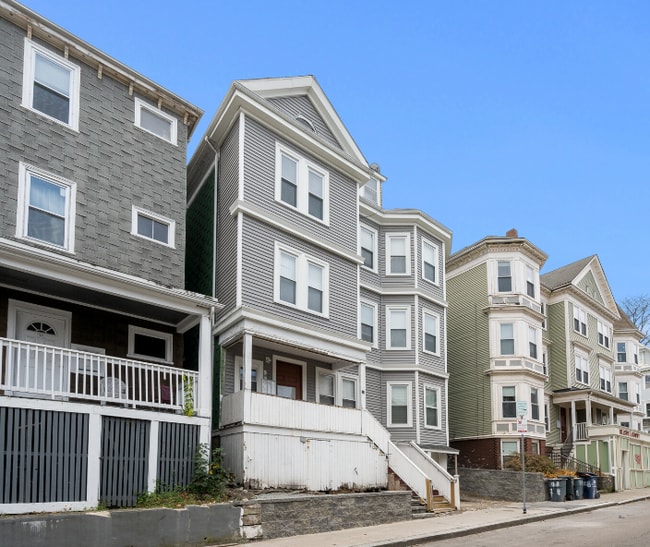 78 Hillside St, Unit 3, Unit 3