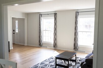 3130 Bellshire Way in Fort Wayne, IN - Building Photo - Building Photo