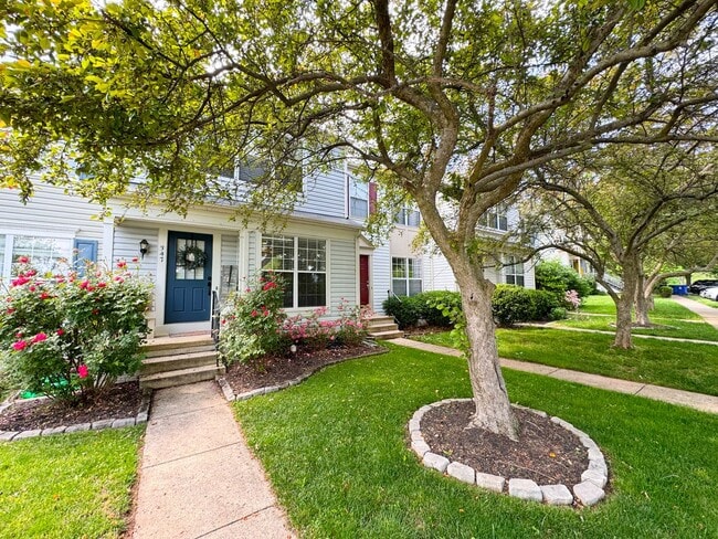 347 Bridle Crest Square NE in Leesburg, VA - Building Photo - Building Photo