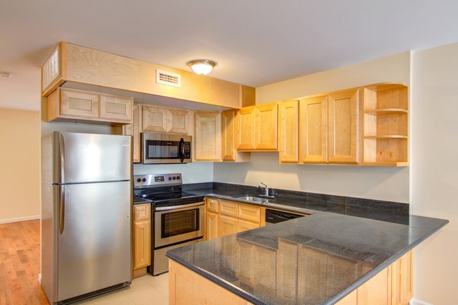 Dwight Garden Apartments