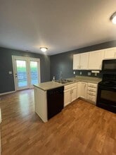 93 Creekside Dr in Brevard, NC - Building Photo - Building Photo