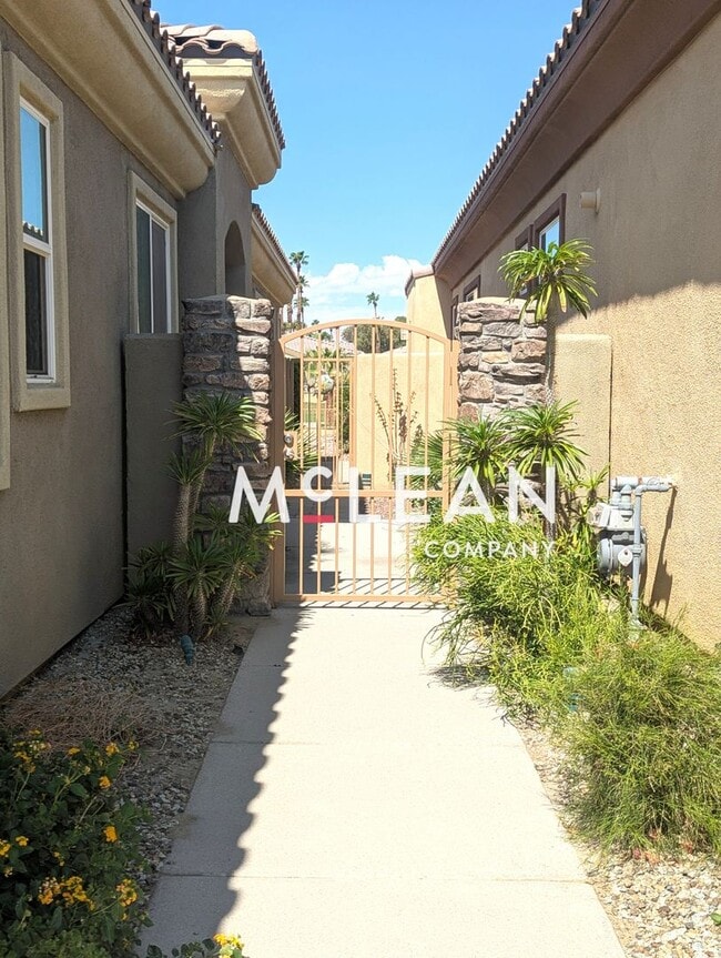 67384 Zuni Ct in Cathedral City, CA - Building Photo - Building Photo