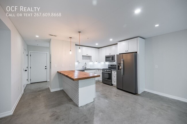 property at 1331 N Randolph St