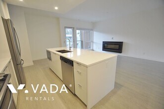 3596 Salal Dr in North Vancouver, BC - Building Photo - Building Photo