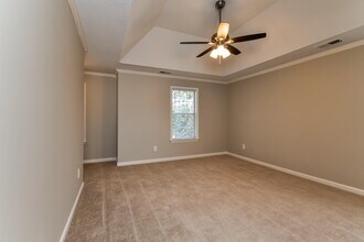 4960 Grand Pines Dr in Memphis, TN - Building Photo - Building Photo