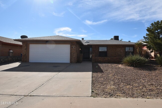 11724 Lorri Dr in El Paso, TX - Building Photo - Building Photo
