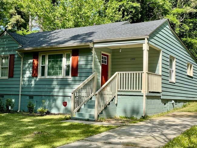 2992 Palm Dr in East Point, GA - Building Photo - Building Photo