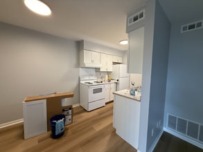 1114 5th St, Unit 1 in Rising Sun, IN - Foto de edificio - Building Photo