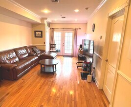 719 Monroe St in Hoboken, NJ - Building Photo - Building Photo