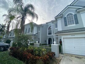 21530 St Andrews Grand Cir in Boca Raton, FL - Building Photo