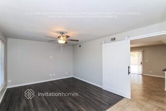 10623 N 49th Ave in Glendale, AZ - Building Photo - Building Photo