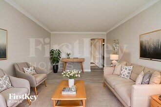 8912 S Sacramento Ave in Evergreen Park, IL - Foto de edificio - Building Photo