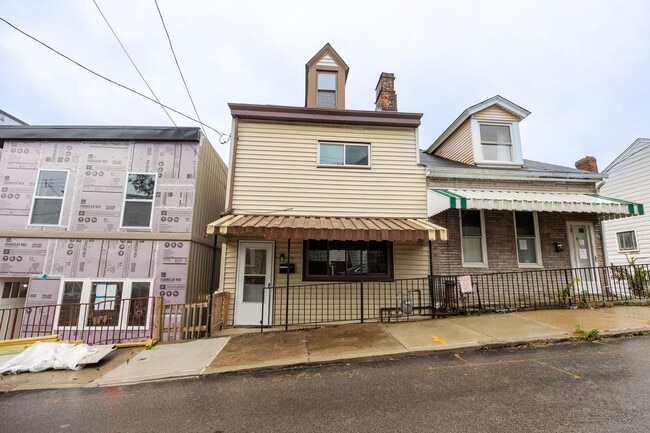 property at 1910 St Paul St