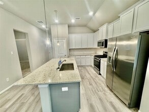 19232 Hazel Firs Ln in Magnolia, TX - Building Photo - Building Photo