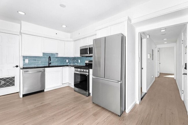 80 Ferry St