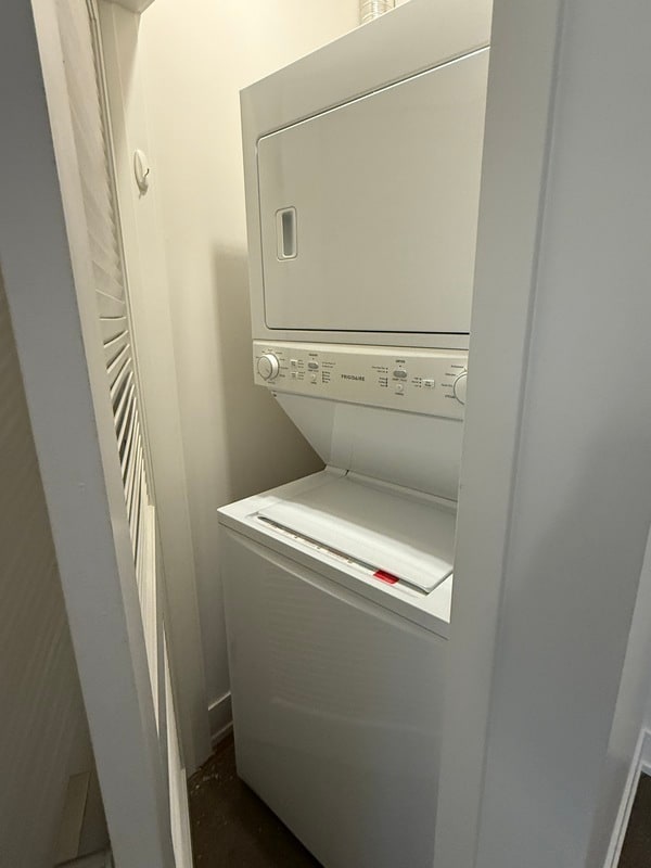 28 E Adams St in Chicago, IL - Building Photo - Building Photo