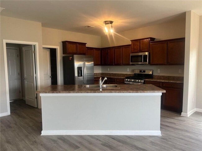 1053 Sutherland Dr in Winder, GA - Building Photo - Building Photo