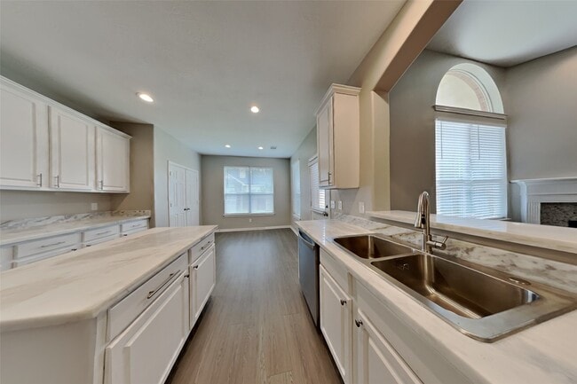 property at 12722 Crater Lake Ct