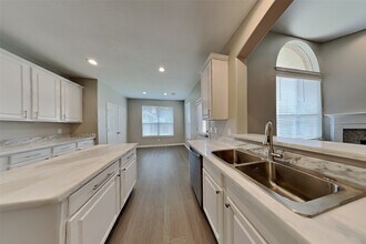 12722 Crater Lake Ct in Humble, TX - Building Photo - Building Photo