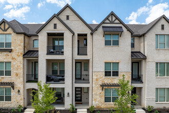 Windhaven Crossing in Lewisville, TX - Building Photo - Building Photo