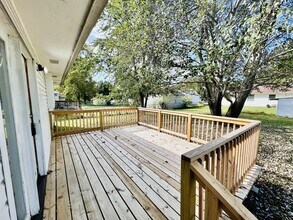 608 Shenandoah St in Cuba, MO - Building Photo - Building Photo