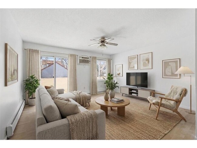 property at 2740 Pleasant Ave