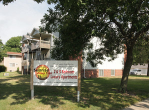 Sunrise Valley Trails Apartments in Adel, IA - Building Photo - Building Photo