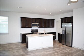 437 Agave Azul Wy in Leander, TX - Foto de edificio - Building Photo