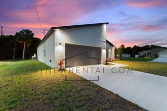 3580 Richardson St in North Port, FL - Building Photo - Building Photo