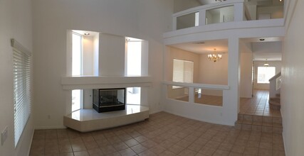 10956 Royal Highlands St in Las Vegas, NV - Building Photo - Building Photo