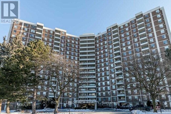 property at 5 Shady Golfway