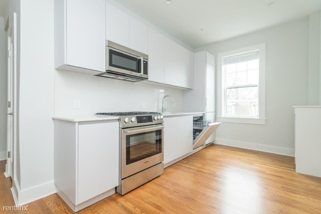 19 Forest St-Unit -#GNC in Cambridge, MA - Building Photo - Building Photo