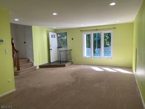 22 Maddaket Ct, Unit F4 in Scotch Plains, NJ - Building Photo - Building Photo