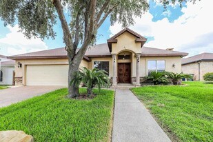 6514 Grande Bay, Unit I-6 in Laredo, TX - Building Photo