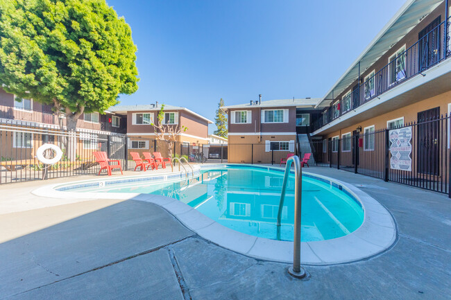 Surrey Square Apartments in San Jose, CA - Foto de edificio - Other