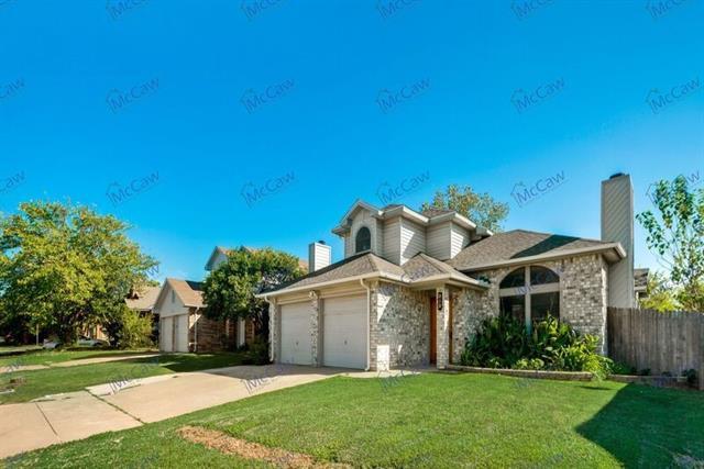 212 Cutting Horse Ln in Keller, TX - Foto de edificio - Building Photo