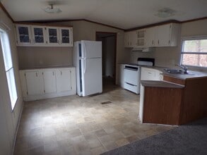 320 Co Rd 135 in Athens, TN - Building Photo - Building Photo