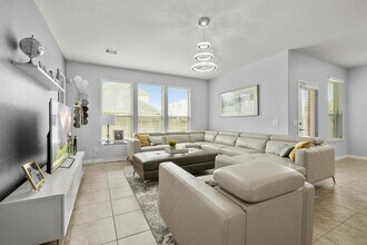 19911 Mulberry Pine Ln in Cypress, TX - Foto de edificio - Building Photo