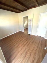 LB0356 (RUBS)  (Imp.) in Long Beach, CA - Foto de edificio - Building Photo