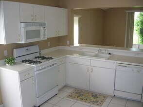 1061 Ballyshannon Pkwy in Orlando, FL - Building Photo - Building Photo