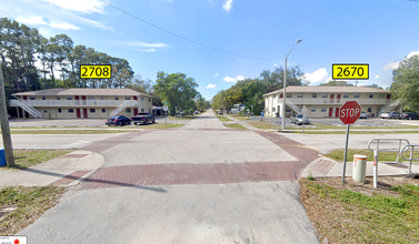 Broadway Apartments in Ft. Myers, FL - Foto de edificio - Building Photo