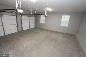 8 Conover Ln in Middle Township, NJ - Building Photo - Building Photo