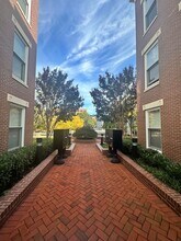 910 Powhatan St in Alexandria, VA - Building Photo - Building Photo