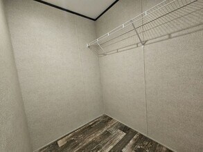 1027 Myakka Dr in North Fort Myers, FL - Building Photo - Building Photo