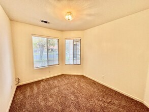 673 Tusky Ave in Los Banos, CA - Building Photo - Building Photo