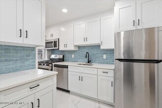 1001 Norwood Ave in Long Branch, NJ - Foto de edificio - Building Photo