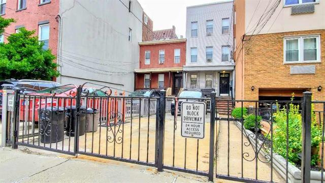 116 Park Ave, Unit 3