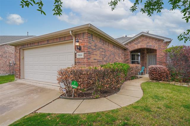 property at 7816 Oakland Hills Ln