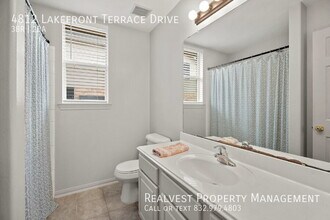 4812 Lakefront Terrace Dr in Pearland, TX - Building Photo - Building Photo