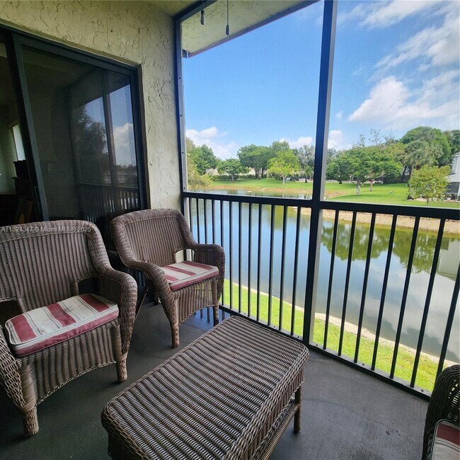 property at 5542 Courtyard Dr